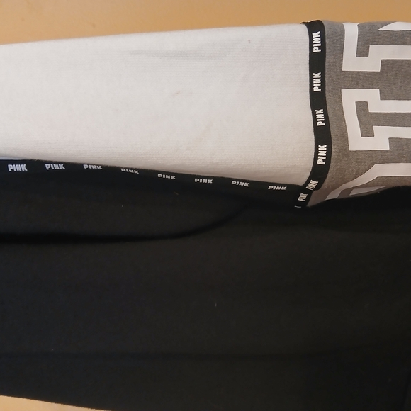 PINK Campus Cowl Black And White - Picture 8 of 10